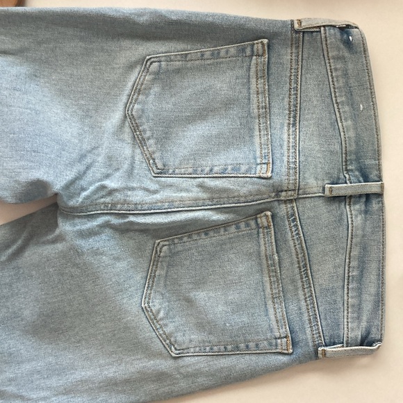 Loft jeans one knee ripped raw hem fade color high waisted size 24/00 - Picture 4 of 4